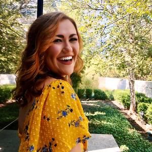 Meet your Posher, Nicole